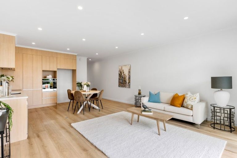 Photo of property in 9 Hudson Bay Road, Hobsonville, Auckland, 0616