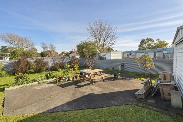 Photo of property in 18 Moheke Avenue, Roslyn, Palmerston North, 4414