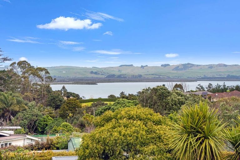 Photo of property in 8 James Mcleod Road, Shelly Beach, Helensville, 0874