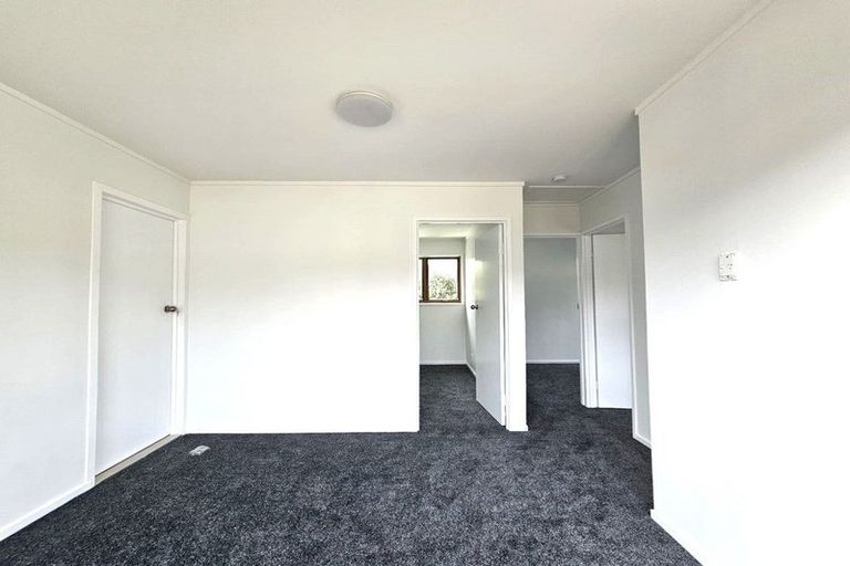 Photo of property in 12 Miro Road, Mangere Bridge, Auckland, 2022