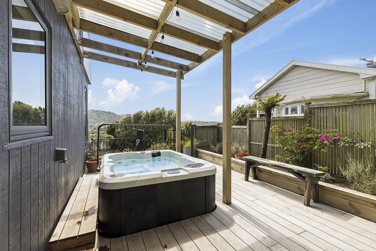 Photo of property in 77a Weld Street, Wadestown, Wellington, 6012