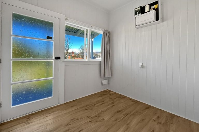 Photo of property in 14 Cameron Street, Ashburton, 7700