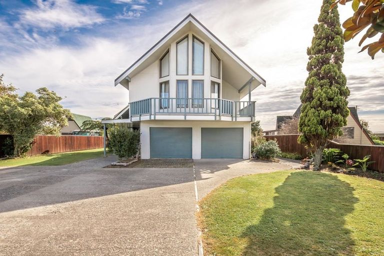 Photo of property in 27 Orowaiti Road, Westport, 7825