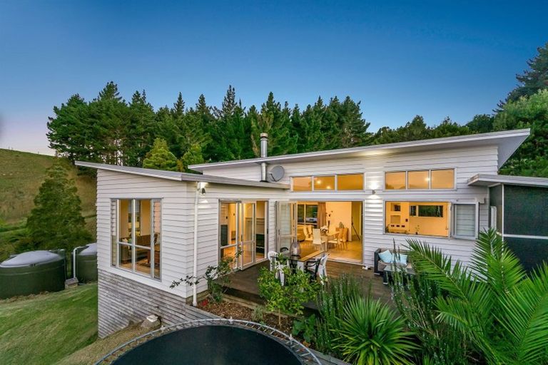 Photo of property in 125 Bodhisattva Road, Waitoki, Silverdale, 0994
