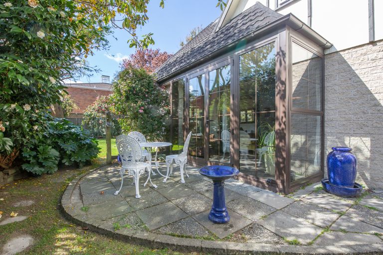 Photo of property in 24 Gothic Place, Ilam, Christchurch, 8041