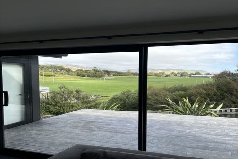 Photo of property in 8 Kaiwaru Place, Waikanae, 5036