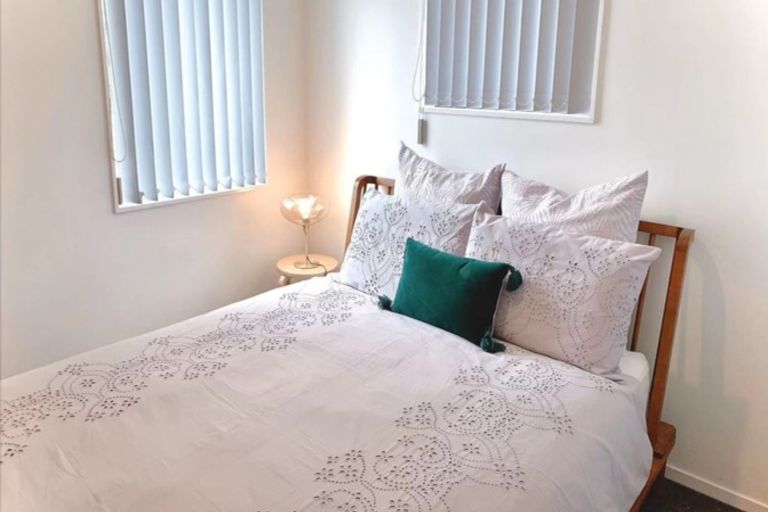 Photo of property in 37 Treestump Road, Takanini, 2112