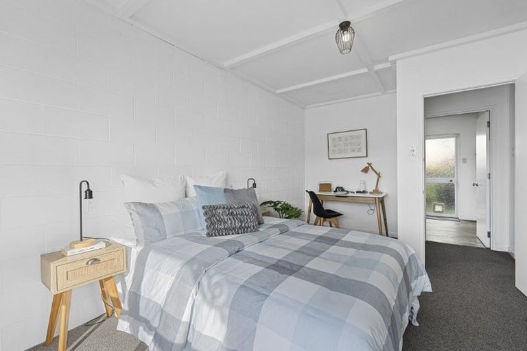 Photo of property in 2/72 Cumberland Street, Welbourn, New Plymouth, 4312
