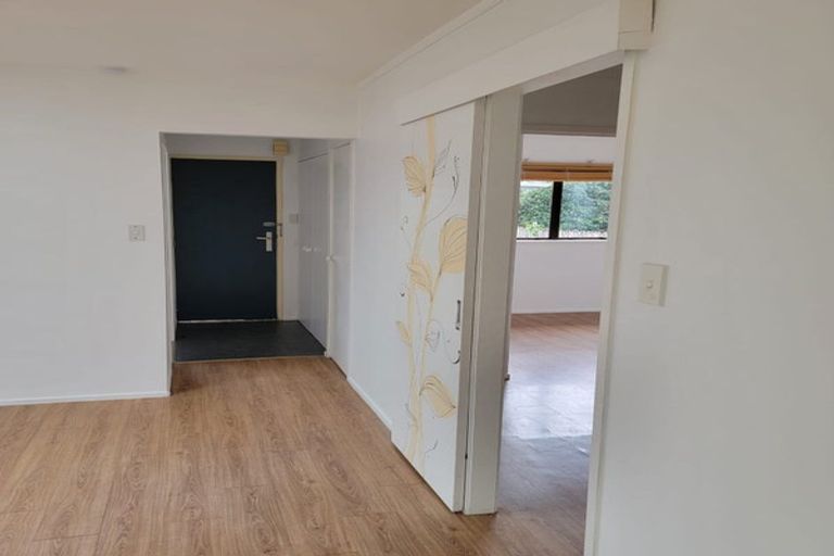 Photo of property in 2/59 Seaview Road, Glenfield, Auckland, 0629
