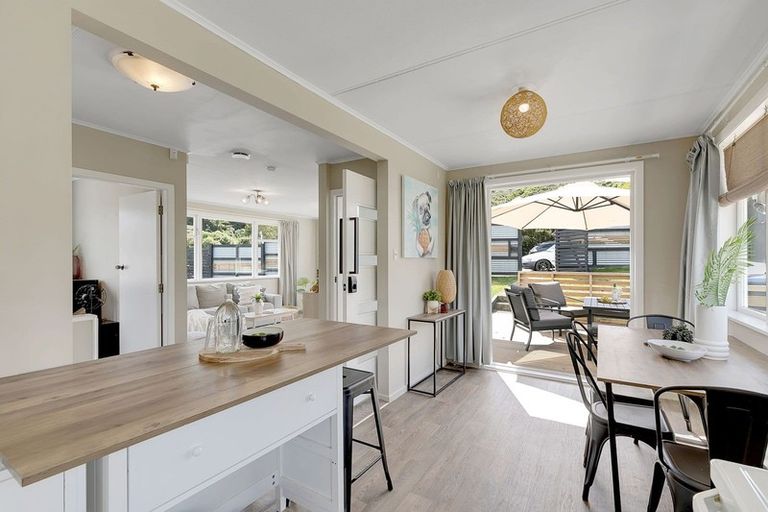 Photo of property in 70 Champion Street, Cannons Creek, Porirua, 5024