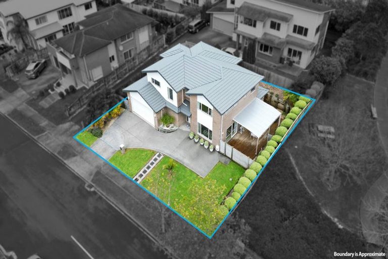 Photo of property in 96 Babich Road North, Ranui, Auckland, 0612