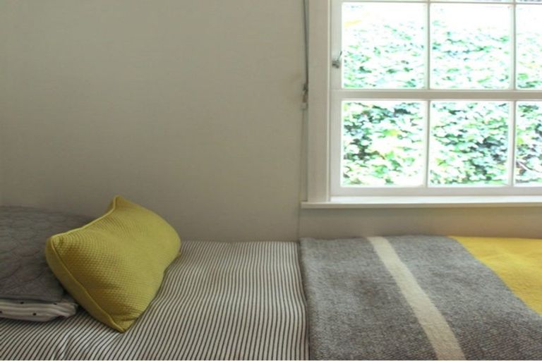 Photo of property in 221 Marine Parade, Seatoun, Wellington, 6022