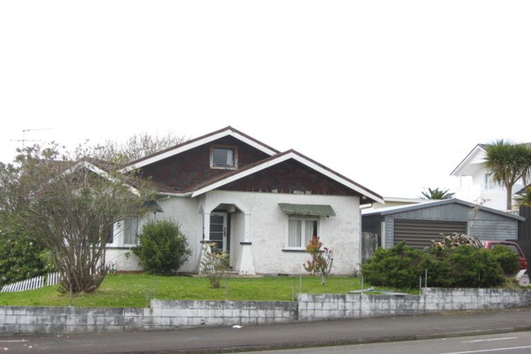Photo of property in 237 Carrington Street, Vogeltown, New Plymouth, 4310