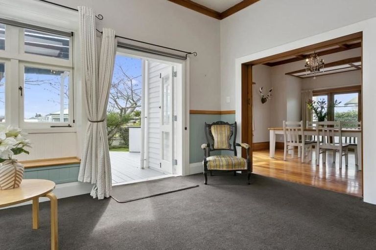 Photo of property in 27 Princes Street, Cambridge, 3434