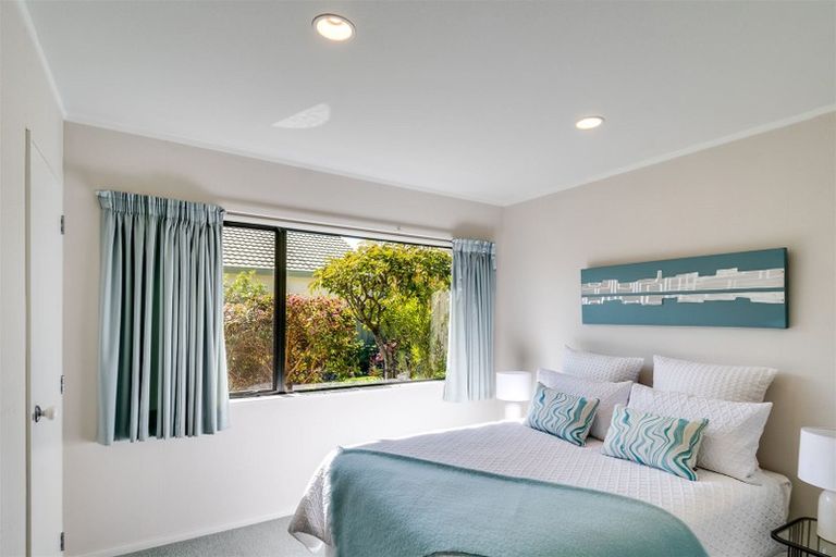 Photo of property in 89 Kensington Drive, Taradale, Napier, 4112