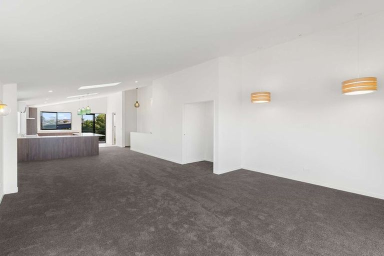 Photo of property in 85b Marine Parade, North New Brighton, Christchurch, 8083