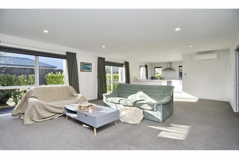 Photo of property in 10 Peak Crescent, Kaiapoi, 7630