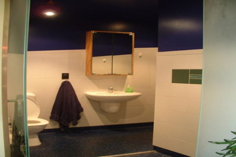 Photo of property in Qba Apartments, 3j/51 Webb Street, Mount Cook, Wellington, 6011