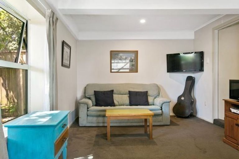 Photo of property in 1/33 Sunset Street, Hilltop, Taupo, 3330