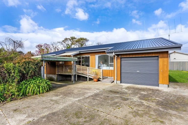 Photo of property in 21 Sheridan Crescent, Trentham, Upper Hutt, 5018