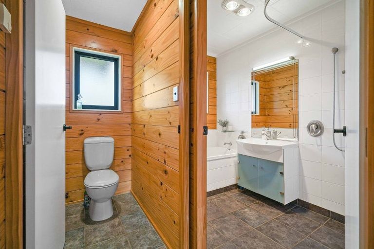 Photo of property in 295 Turuturu Road, Hawera, 4674