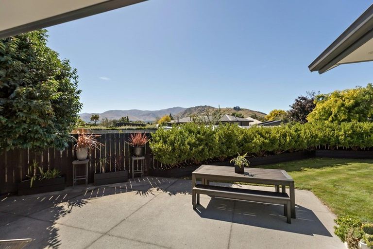 Photo of property in 4 Sylvan Street, Lake Hayes, Queenstown, 9304
