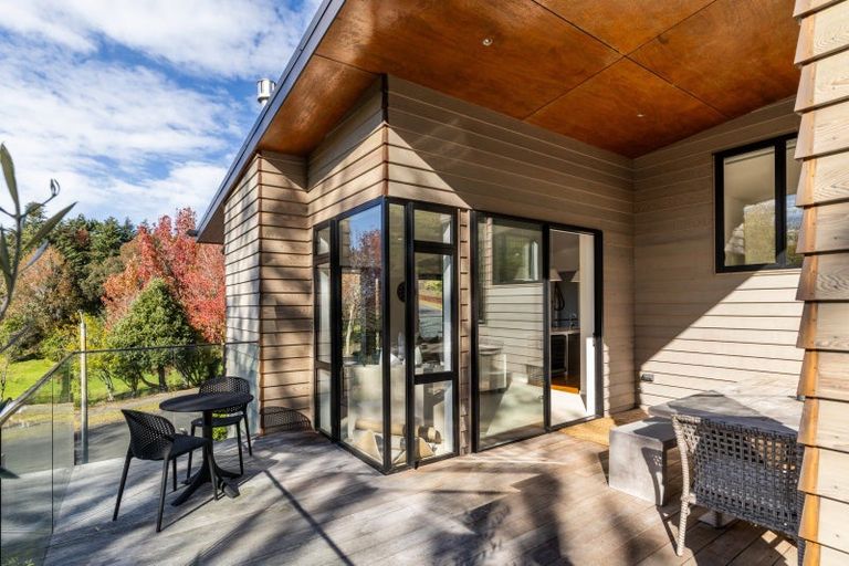 Photo of property in 22b Churchill Drive, Taradale, Napier, 4112
