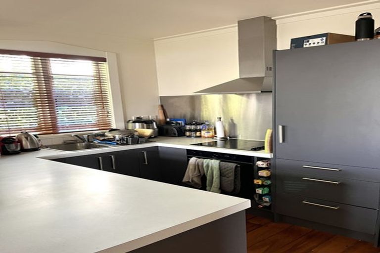 Photo of property in 47 Nottingham Street, Karori, Wellington, 6012