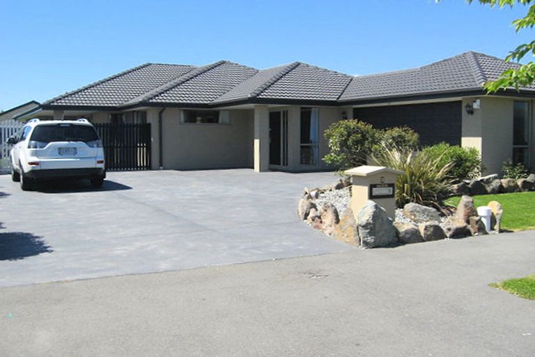 Photo of property in 3 Hemsworth Mews, Casebrook, Christchurch, 8051