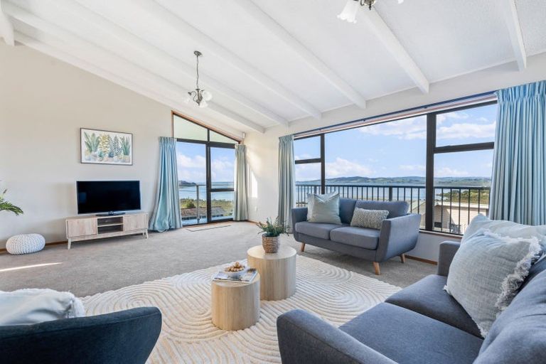 Photo of property in 8 Harbour View Road, Onerahi, Whangarei, 0110