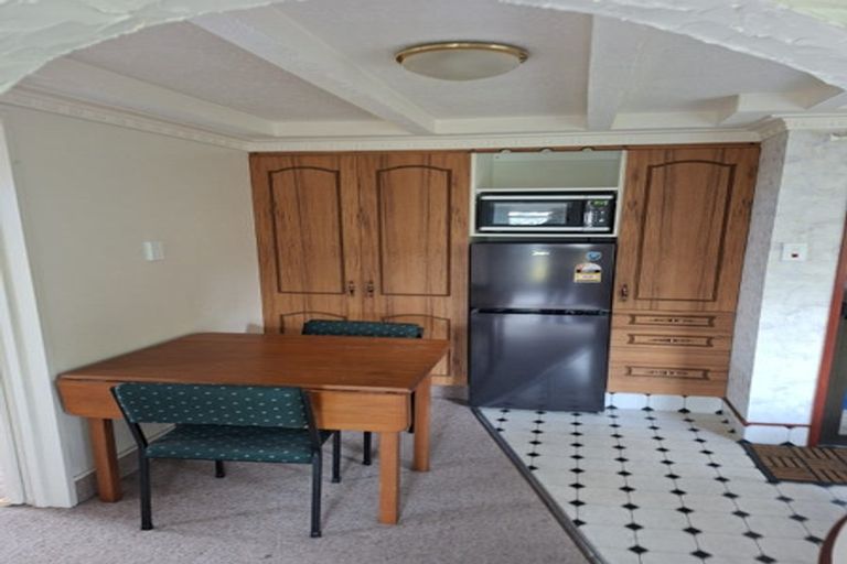 Photo of property in 138 Gladstone Road, Dalmore, Dunedin, 9010