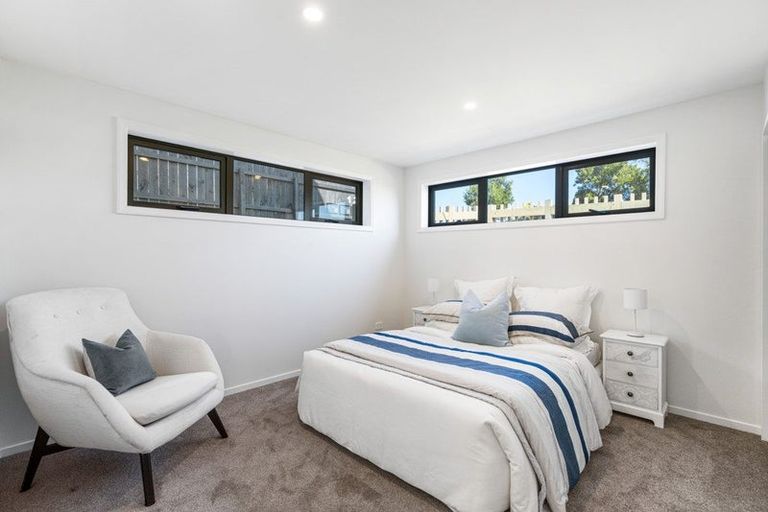 Photo of property in 127a Te Atatu Road, Te Atatu South, Auckland, 0610