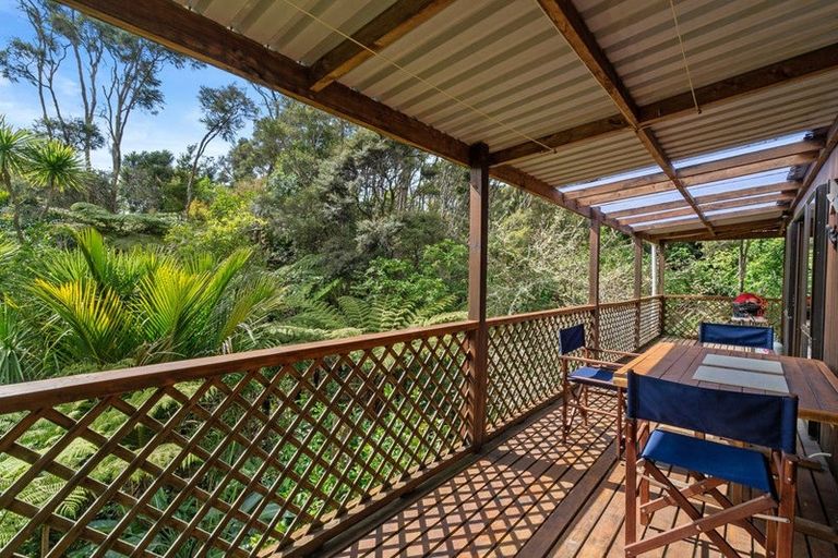 Photo of property in 172 Howard Road, Orere Point, 2585