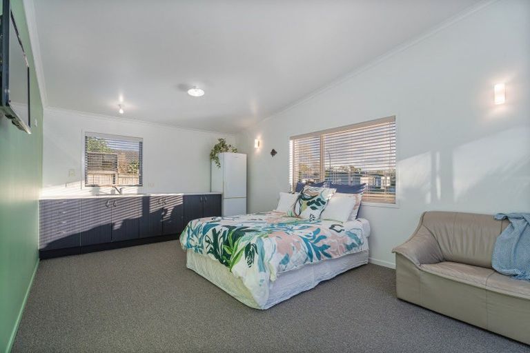 Photo of property in 20 Captain Wood Avenue, Whitianga, 3510