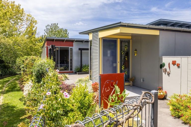 Photo of property in 35 Church Road, Taradale, Napier, 4112