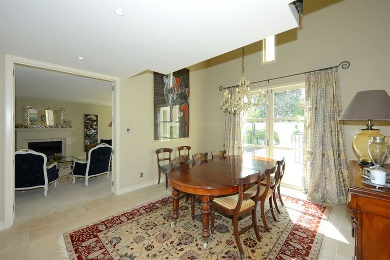 Photo of property in 87 Fendalton Road, Fendalton, Christchurch, 8014