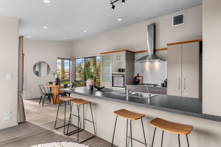 Photo of property in 82a Maunu Road, Woodhill, Whangarei, 0110