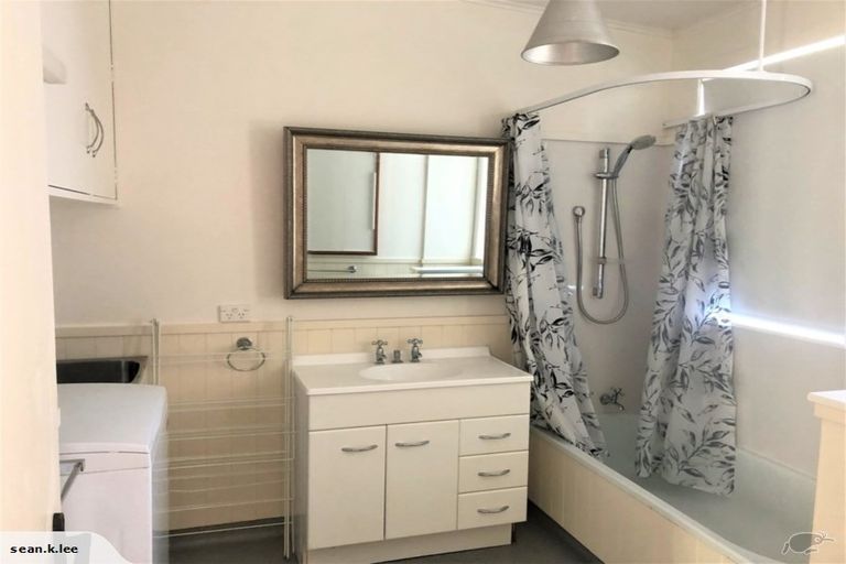 Photo of property in 72u6 Freyberg Street, Lyall Bay, Wellington, 6022