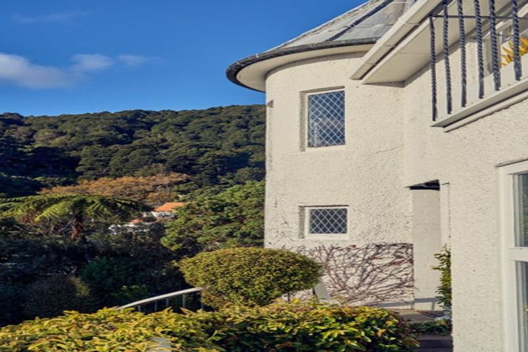 Photo of property in 12 Cheviot Road, Lowry Bay, Lower Hutt, 5013