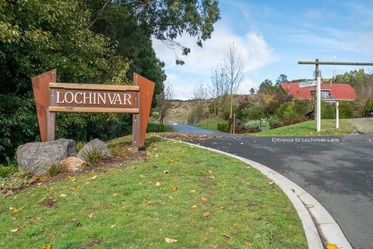 Photo of property in 11 Lochinvar Lane, Acacia Bay, Taupo, 3385