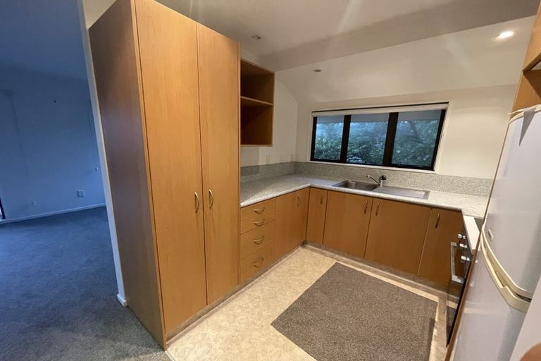 Photo of property in 1/72 Derwent Street, Island Bay, Wellington, 6023