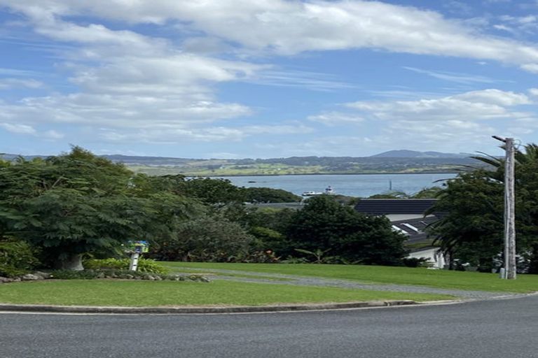 Photo of property in 12a Johnson Street, Onerahi, Whangarei, 0110