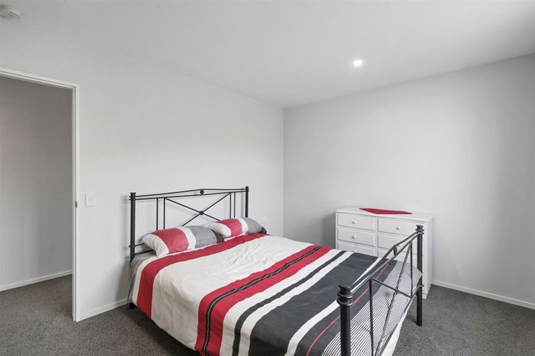 Photo of property in 22 Derrett Place, Saint Martins, Christchurch, 8022