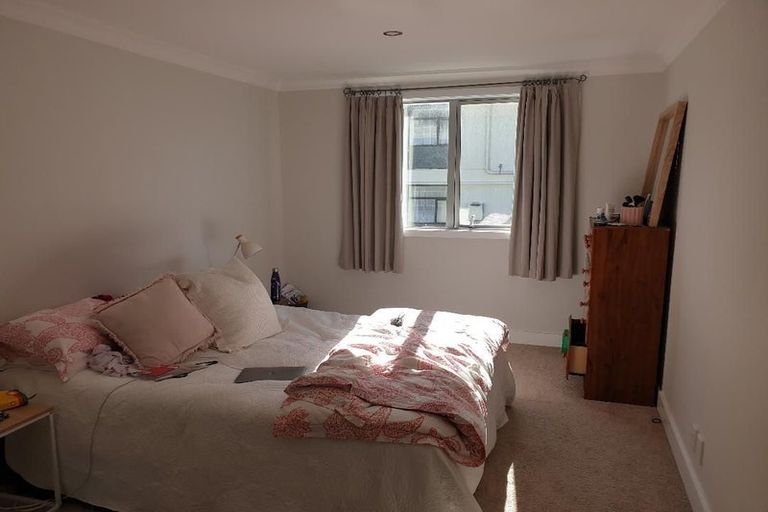 Photo of property in 128u1 Britomart Street, Berhampore, Wellington, 6023