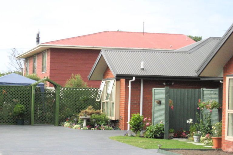 Photo of property in 37d Mecca Place, Linwood, Christchurch, 8062