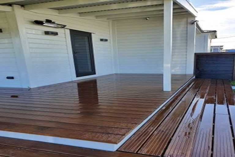 Photo of property in 42 Collins Street, Hawera, 4610