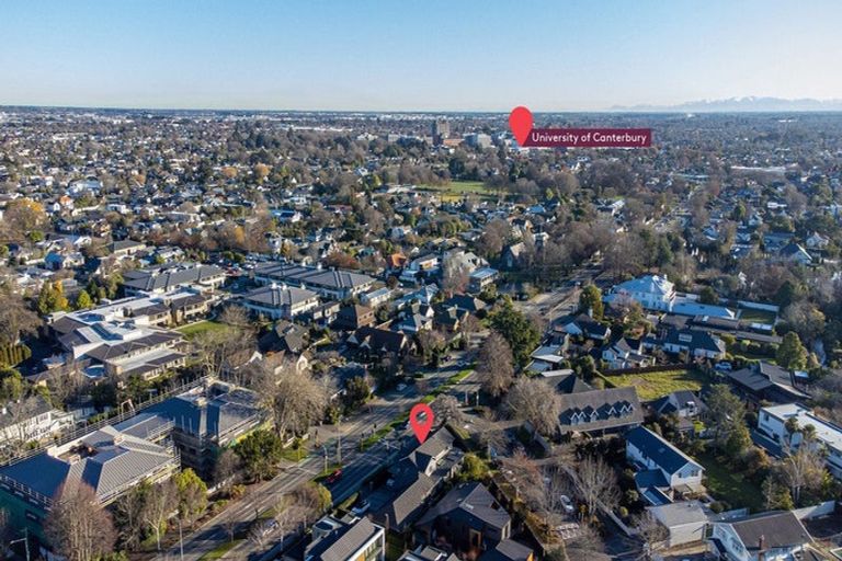 Photo of property in 2 Snowdon Road, Fendalton, Christchurch, 8052