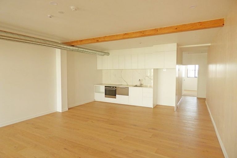 Photo of property in 8/169 Hobsonville Point Road, Hobsonville, Auckland, 0616