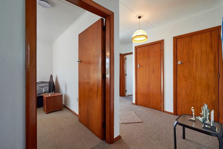 Photo of property in 10 Milton Street, Roslyn, Palmerston North, 4414