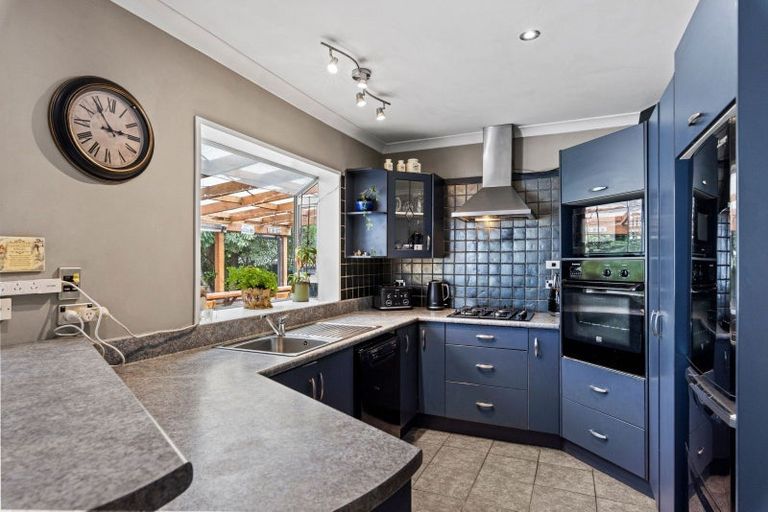 Photo of property in 120 Mackworth Street, Woolston, Christchurch, 8062